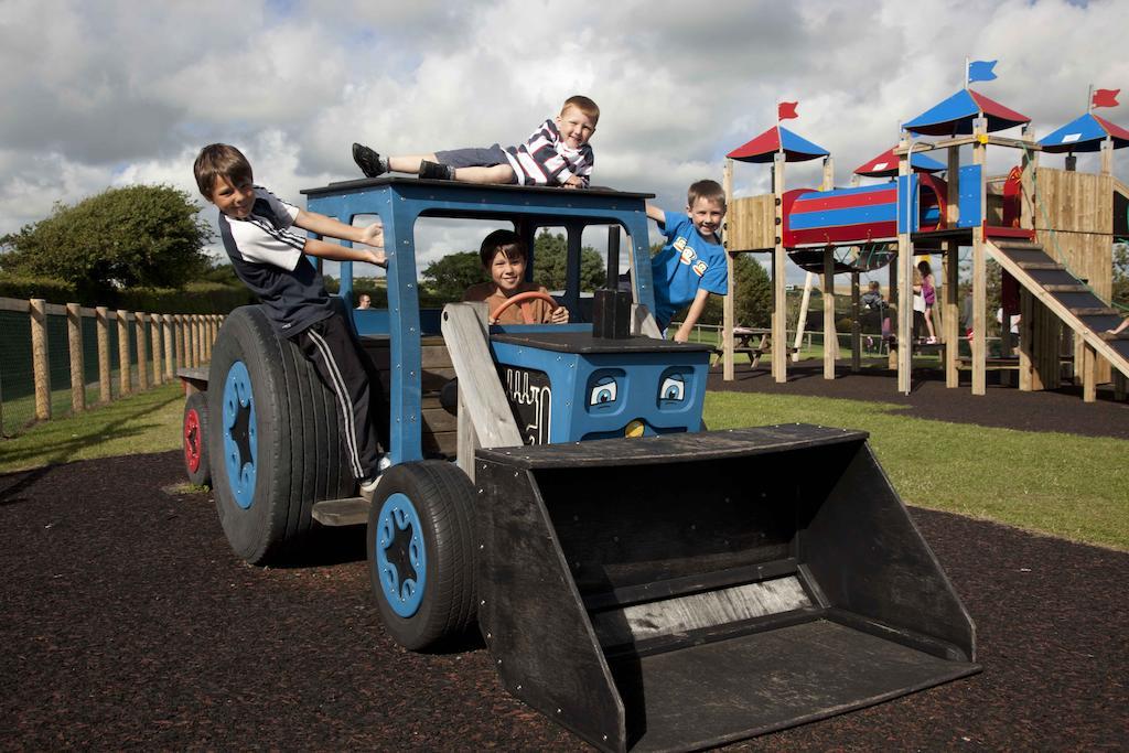 Wooda Farm Holidays Bude Bagian luar foto